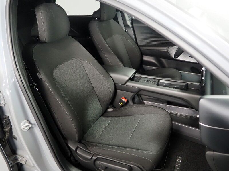 2023 Hyundai IONIQ 6 SE Standard Range *NAVIGATION, ADAPTIVE CRUISE, SAFETY ALERTS, BACKUP-CAMERA, DIGITAL COCKPIT, COLOR TOUCHSCREEN, HEATED SEATS, 18 INCH ALLOYS, ANDROID & APPLE