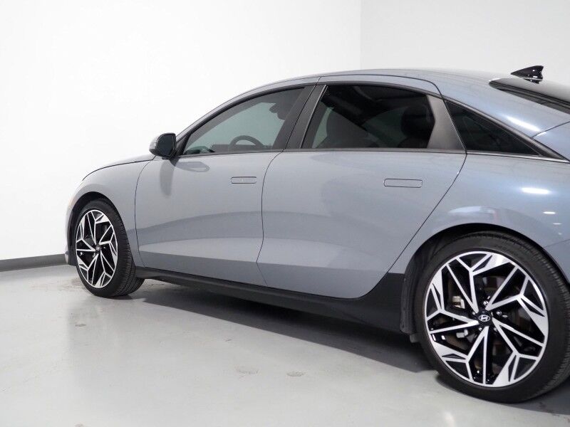 2023 Hyundai IONIQ 6 SEL *NAVIGATION, ADAPTIVE CRUISE, SAFETY ALERTS, BACKUP-CAMERA, DIGITAL COCKPIT, HEATED SEATS, 20 INCH WHEELS, WIRELESS CHARGING, ANDROID & APPLE Round Rock TX