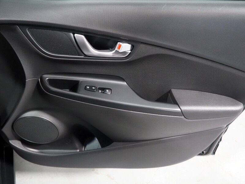 2023 Hyundai Kona Electric SE *BLIND SPOT ALERT, LANE KEEP ASSIST, COLLISION ALERT, BACKUP-CAMERA, COLOR TOUCHSCREEN, HEATED SEATS, KEYLESS ENTRY, AUTO CLIMATE CONTROL, ALLOY WHEELS, ANDROID & APPLE Round Rock TX