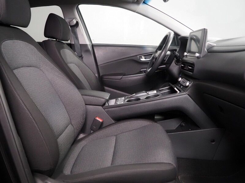 2023 Hyundai Kona Electric SE *BLIND SPOT ALERT, LANE KEEP ASSIST, COLLISION ALERT, BACKUP-CAMERA, COLOR TOUCHSCREEN, HEATED SEATS, KEYLESS ENTRY, AUTO CLIMATE CONTROL, ALLOY WHEELS, ANDROID & APPLE Round Rock TX