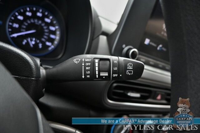 2023 Hyundai Kona SE / AWD / Auto Start / Apple CarPlay & Android Auto / Blind Spot Alert / Lane Departure Alert / Collision Alert / Back Up Camera / Cruise Control / Block Heater / 33 MPG / 1-Owner Anchorage AK