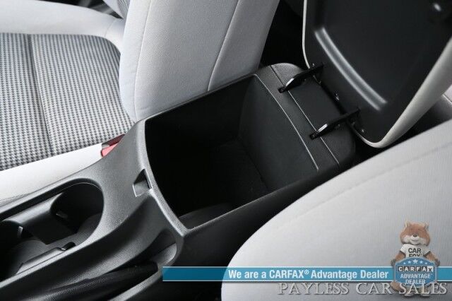 2023 Hyundai Kona SE / AWD / Auto Start / Apple CarPlay & Android Auto / Blind Spot Alert / Lane Departure Alert / Collision Alert / Back Up Camera / Cruise Control / Block Heater / 33 MPG / 1-Owner Anchorage AK