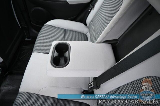 2023 Hyundai Kona SE / AWD / Auto Start / Apple CarPlay & Android Auto / Blind Spot Alert / Lane Departure Alert / Collision Alert / Back Up Camera / Cruise Control / Block Heater / 33 MPG / 1-Owner Anchorage AK