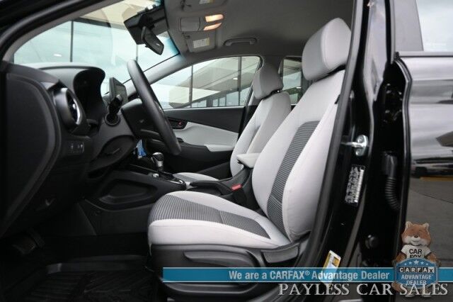 2023 Hyundai Kona SE / AWD / Auto Start / Apple CarPlay & Android Auto / Blind Spot Alert / Lane Departure Alert / Collision Alert / Back Up Camera / Cruise Control / Block Heater / 33 MPG / 1-Owner Anchorage AK