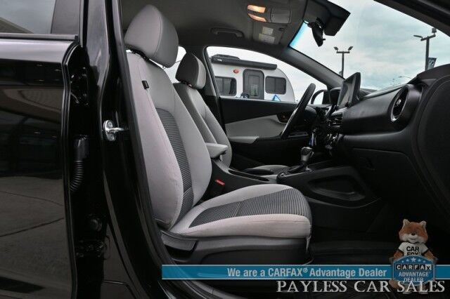 2023 Hyundai Kona SE / AWD / Auto Start / Apple CarPlay & Android Auto / Blind Spot Alert / Lane Departure Alert / Collision Alert / Back Up Camera / Cruise Control / Block Heater / 33 MPG / 1-Owner Anchorage AK