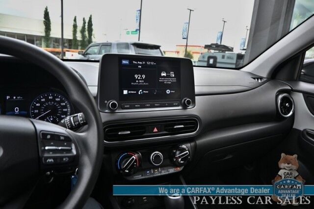 2023 Hyundai Kona SE / AWD / Auto Start / Apple CarPlay & Android Auto / Blind Spot Alert / Lane Departure Alert / Collision Alert / Back Up Camera / Cruise Control / Block Heater / 33 MPG / 1-Owner Anchorage AK