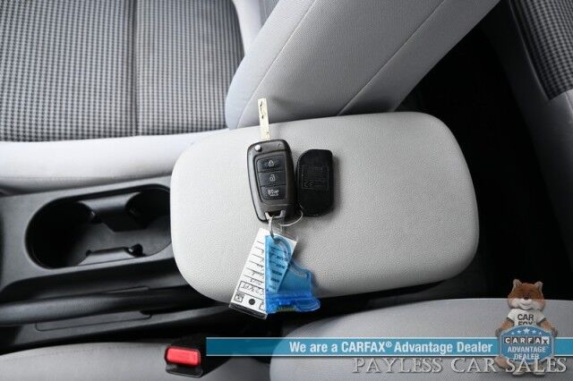 2023 Hyundai Kona SE / AWD / Auto Start / Apple CarPlay & Android Auto / Blind Spot Alert / Lane Departure Alert / Collision Alert / Back Up Camera / Cruise Control / Block Heater / 33 MPG / 1-Owner Anchorage AK