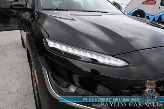 2023 Hyundai Kona SE / AWD / Auto Start / Apple CarPlay & Android Auto / Blind Spot Alert / Lane Departure Alert / Collision Alert / Back Up Camera / Cruise Control / Block Heater / 33 MPG / 1-Owner Anchorage AK