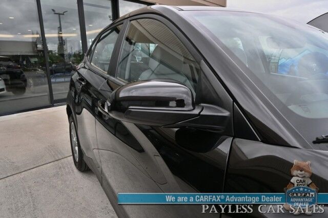 2023 Hyundai Kona SE / AWD / Auto Start / Apple CarPlay & Android Auto / Blind Spot Alert / Lane Departure Alert / Collision Alert / Back Up Camera / Cruise Control / Block Heater / 33 MPG / 1-Owner Anchorage AK