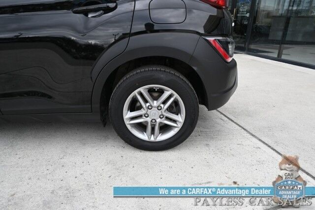2023 Hyundai Kona SE / AWD / Auto Start / Apple CarPlay & Android Auto / Blind Spot Alert / Lane Departure Alert / Collision Alert / Back Up Camera / Cruise Control / Block Heater / 33 MPG / 1-Owner Anchorage AK