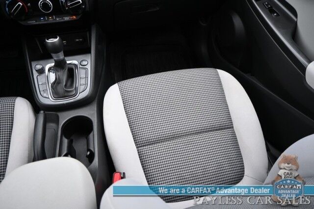 2023 Hyundai Kona SE / AWD / Auto Start / Apple CarPlay & Android Auto / Blind Spot Alert / Lane Departure Alert / Collision Alert / Back Up Camera / Cruise Control / Block Heater / 33 MPG / 1-Owner Anchorage AK