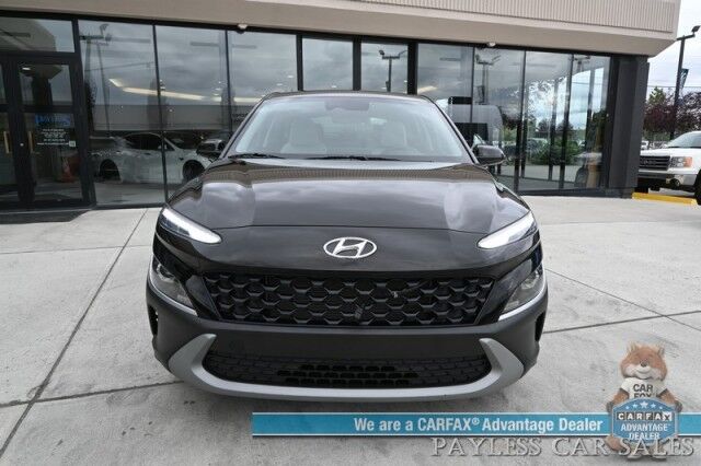 2023 Hyundai Kona SE / AWD / Auto Start / Apple CarPlay & Android Auto / Blind Spot Alert / Lane Departure Alert / Collision Alert / Back Up Camera / Cruise Control / Block Heater / 33 MPG / 1-Owner Anchorage AK