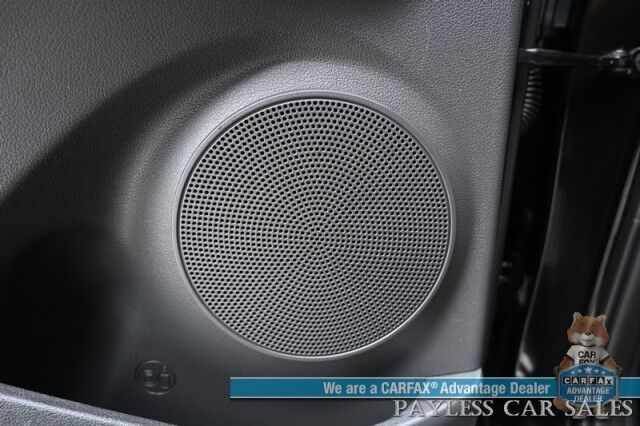 2023 Hyundai Kona SE / AWD / Auto Start / Apple CarPlay & Android Auto / Blind Spot Alert / Lane Departure Alert / Collision Alert / Back Up Camera / Cruise Control / Block Heater / 33 MPG / 1-Owner Anchorage AK