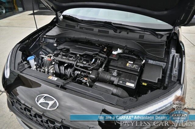 2023 Hyundai Kona SE / AWD / Auto Start / Apple CarPlay & Android Auto / Blind Spot Alert / Lane Departure Alert / Collision Alert / Back Up Camera / Cruise Control / Block Heater / 33 MPG / 1-Owner Anchorage AK