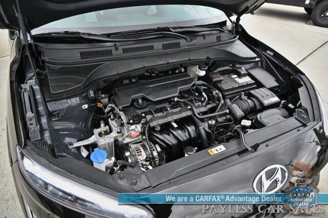 2023 Hyundai Kona SE / AWD / Auto Start / Apple CarPlay & Android Auto / Blind Spot Alert / Lane Departure Alert / Collision Alert / Back Up Camera / Cruise Control / Block Heater / 33 MPG / 1-Owner Anchorage AK