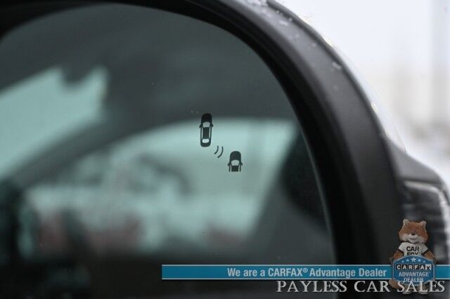 2023 Hyundai Kona SEL / AWD / Auto Start / Power Premium Cloth Seats / Cruise Control / Lane Departure & Blind Spot Alert / Apple CarPlay & Android Auto / Back Up Camera / Keyless Entry & Start / 33 MPG Anchorage AK