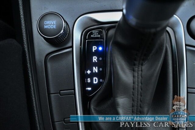 2023 Hyundai Kona SEL / AWD / Auto Start / Power Premium Cloth Seats / Cruise Control / Lane Departure & Blind Spot Alert / Apple CarPlay & Android Auto / Back Up Camera / Keyless Entry & Start / 33 MPG Anchorage AK