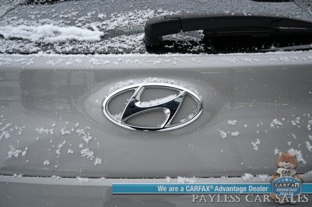 2023 Hyundai Kona SEL / AWD / Auto Start / Power Premium Cloth Seats / Cruise Control / Lane Departure & Blind Spot Alert / Apple CarPlay & Android Auto / Back Up Camera / Keyless Entry & Start / 33 MPG Anchorage AK