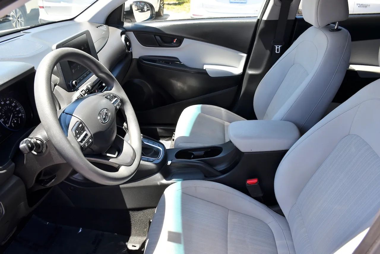 2023 Hyundai Kona SEL Sport Utility 4D Doral FL