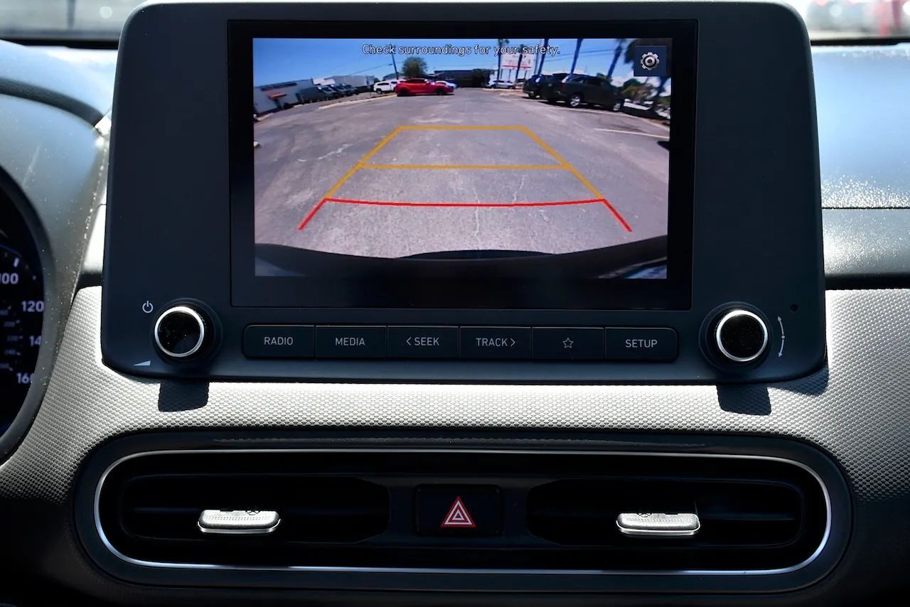 2023 Hyundai Kona SEL Sport Utility 4D Doral FL