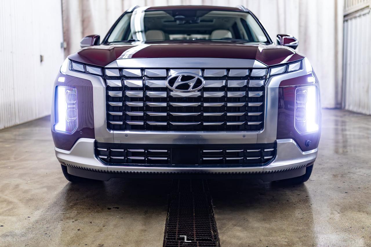 2023 Hyundai Palisade AWD Ultimate Calligraphy Leather Roof Nav BCam Red Deer AB