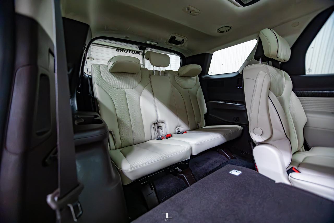 2023 Hyundai Palisade AWD Ultimate Calligraphy Leather Roof Nav BCam Red Deer AB