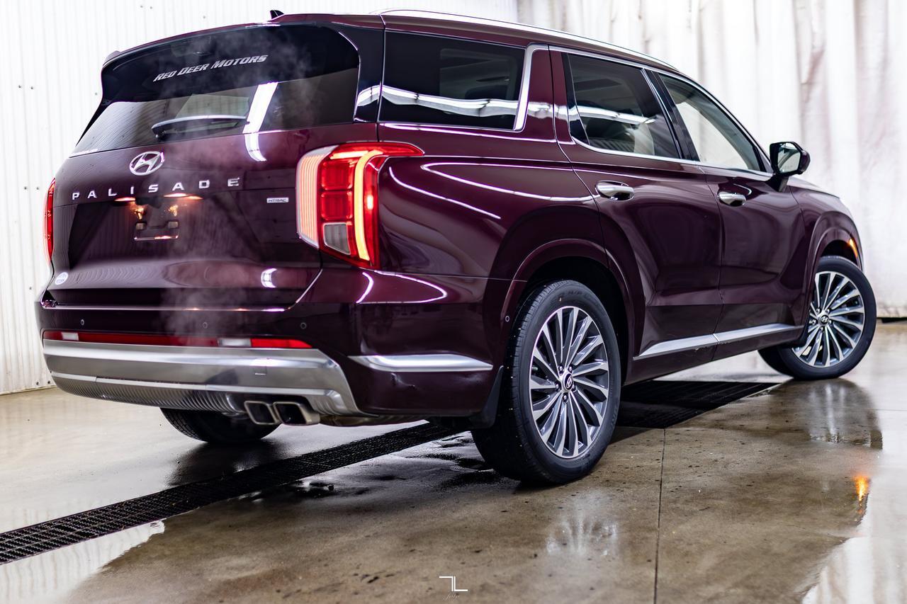 2023 Hyundai Palisade AWD Ultimate Calligraphy Leather Roof Nav BCam Red Deer AB