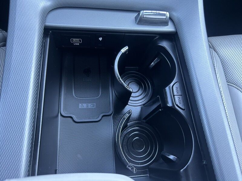 2023 Hyundai Palisade Limited - 1 OWNER - LOADED Whitinsville MA