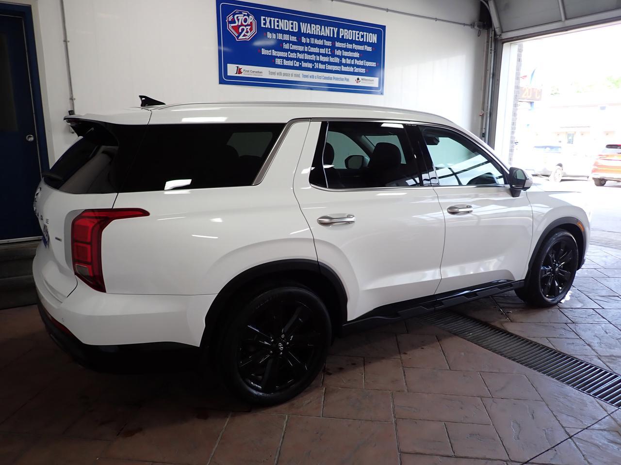 2023 Hyundai Palisade Urban 8- PASS AWD LEATHER NAVI SUNROOF Listowel ON