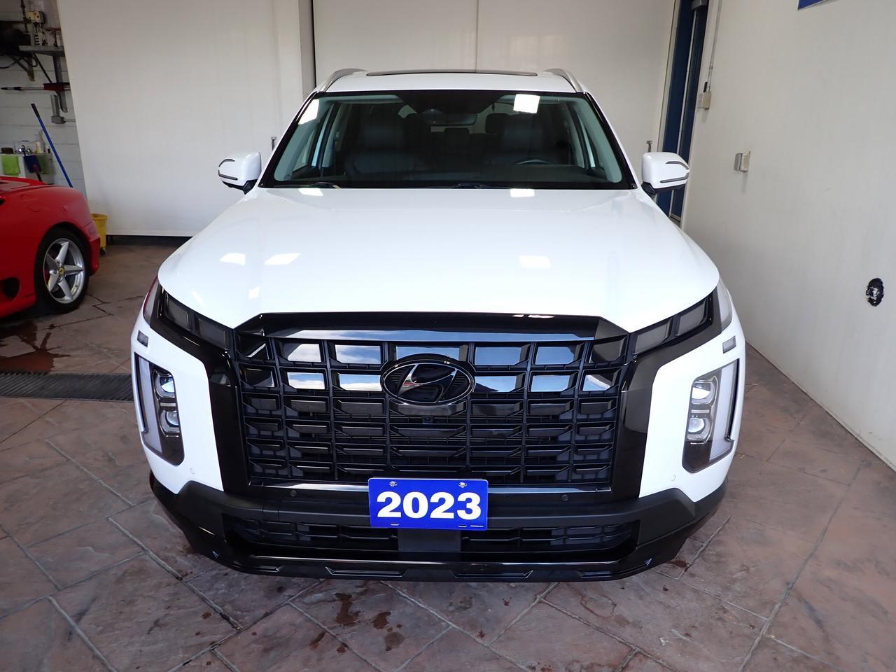 2023 Hyundai Palisade Urban 8- PASS AWD LEATHER NAVI SUNROOF Listowel ON