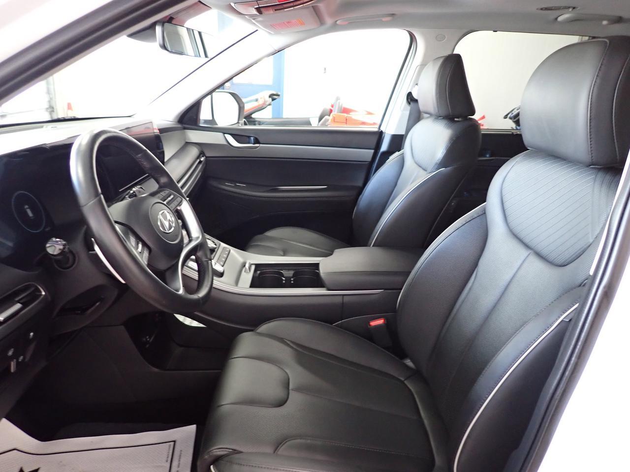 2023 Hyundai Palisade Urban 8- PASS AWD LEATHER NAVI SUNROOF Listowel ON