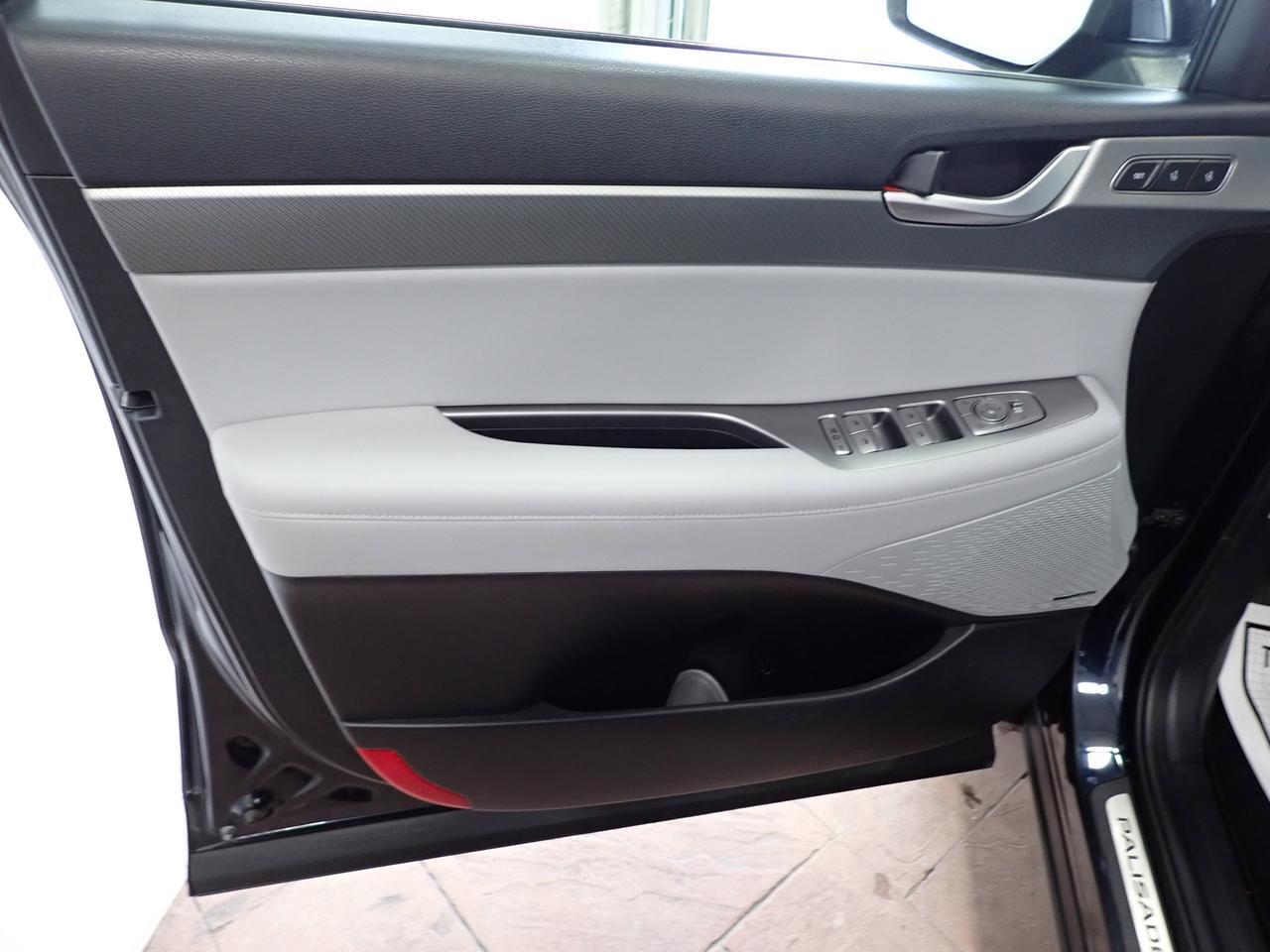 2023 Hyundai Palisade Urban AWD 8-PASS LEATHER NAVI SUNROOF Listowel ON