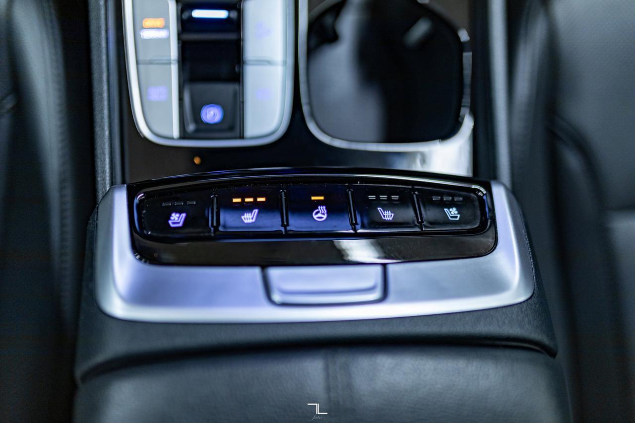 2023 Hyundai Santa Cruz AWD Limited Leather Roof Nav BCam Red Deer AB