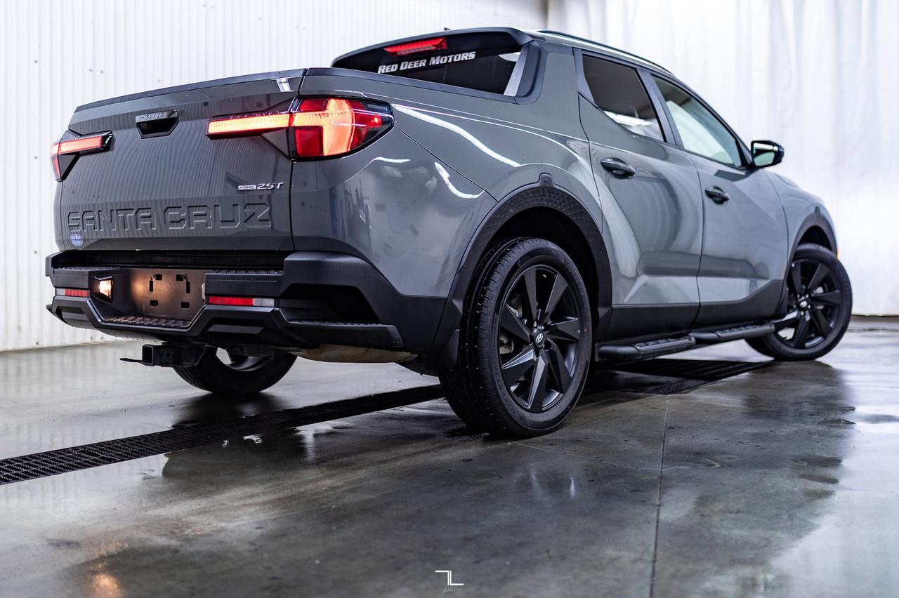 2023 Hyundai Santa Cruz AWD Limited Leather Roof Nav BCam Red Deer AB