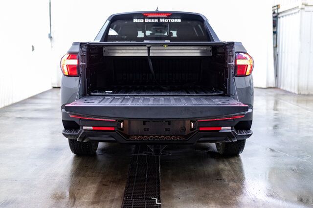 2023 Hyundai Santa Cruz AWD Limited Leather Roof Nav BCam Red Deer AB