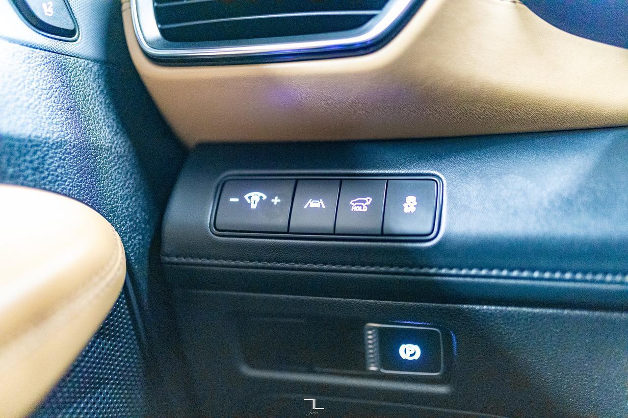 2023 Hyundai Santa Fe AWD Ultimate Calligraphy Leather Roof Nav Red Deer AB