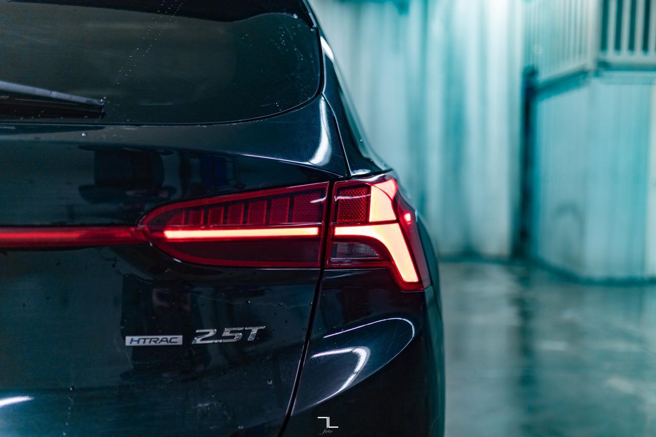 2023 Hyundai Santa Fe AWD Ultimate Calligraphy Leather Roof Nav Red Deer AB