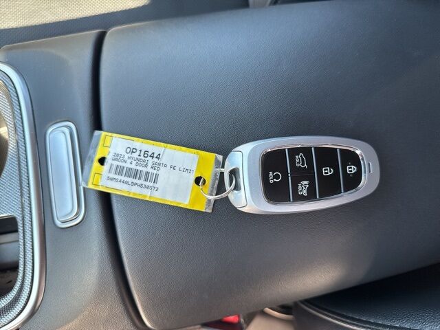 2023 Hyundai Santa Fe Limited  TX