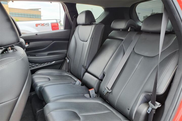 2023 Hyundai Santa Fe Limited  TX