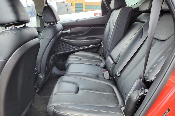 2023 Hyundai Santa Fe Limited  TX