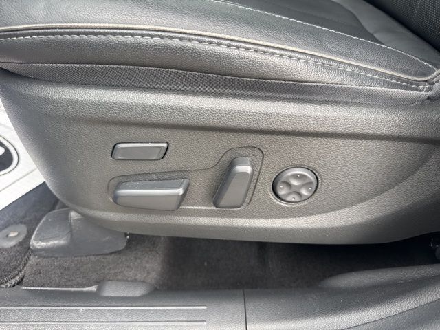 2023 Hyundai Santa Fe Limited Random Lake WI