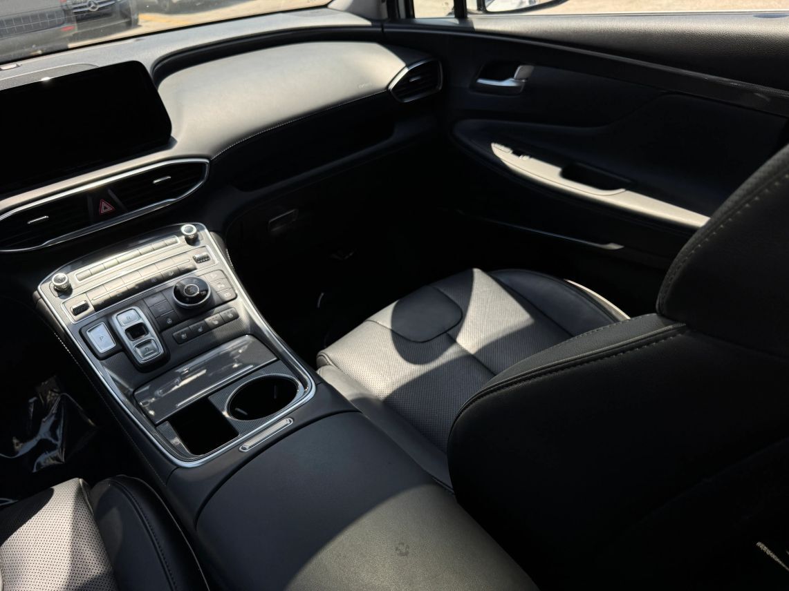 2023 Hyundai Santa Fe Limited Sport Utility 4D
