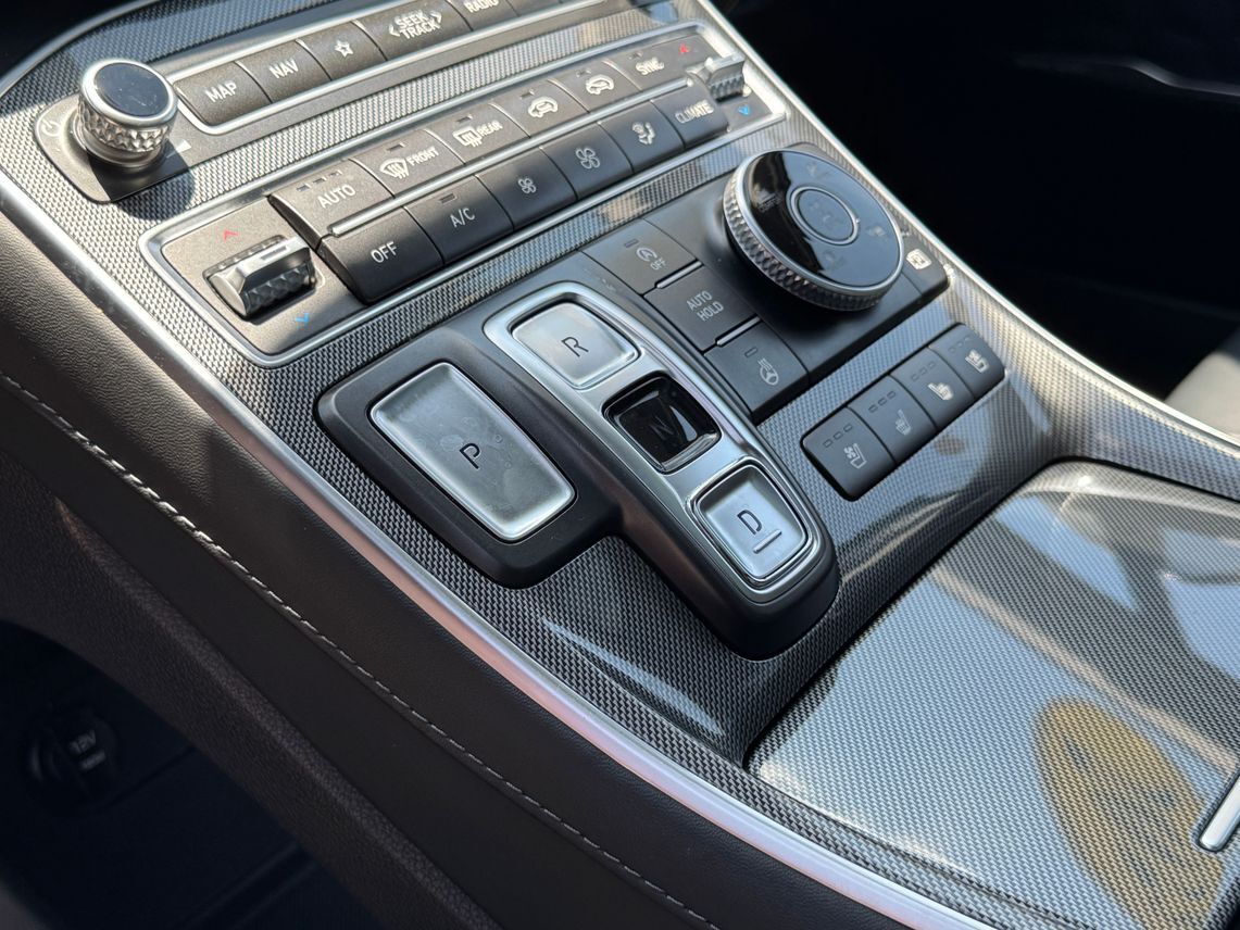 2023 Hyundai Santa Fe Limited Sport Utility 4D