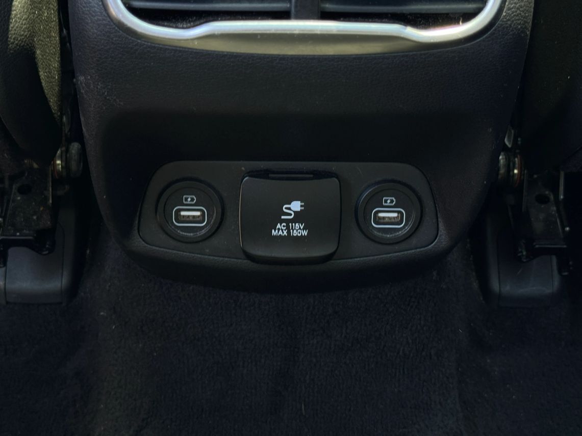 2023 Hyundai Santa Fe Limited Sport Utility 4D