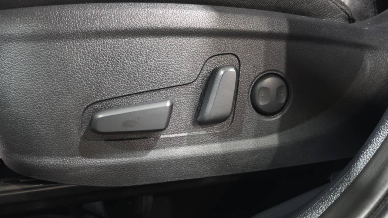 2023 Hyundai Santa Fe Plug-In Hybrid SEL Convenience AWD 4dr Crossover Chesterfield MI