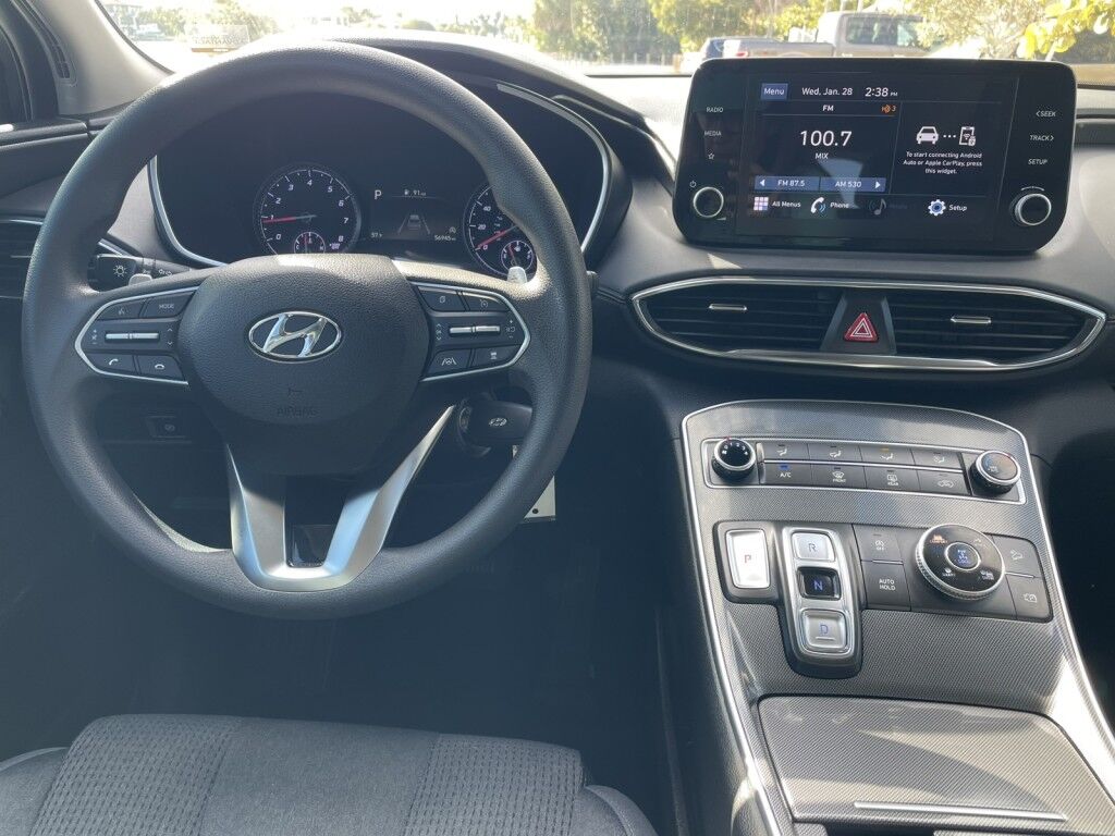 2023 Hyundai Santa Fe SE~CLEAN CAR FAX~ADAPTIVE CRUISE CONTROL~AUTO START/STOP~LANE KEEPING ASSIST~REAR CAR APPROACH WARNING~TRAILER WIRING Sarasota FL