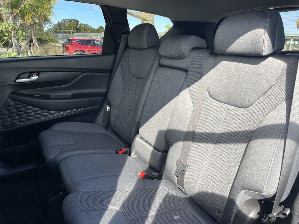 2023 Hyundai Santa Fe SE~CLEAN CAR FAX~ADAPTIVE CRUISE CONTROL~AUTO START/STOP~LANE KEEPING ASSIST~REAR CAR APPROACH WARNING~TRAILER WIRING Sarasota FL