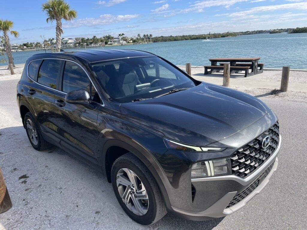 2023 Hyundai Santa Fe SE~CLEAN CAR FAX~ADAPTIVE CRUISE CONTROL~AUTO START/STOP~LANE KEEPING ASSIST~REAR CAR APPROACH WARNING~TRAILER WIRING Sarasota FL