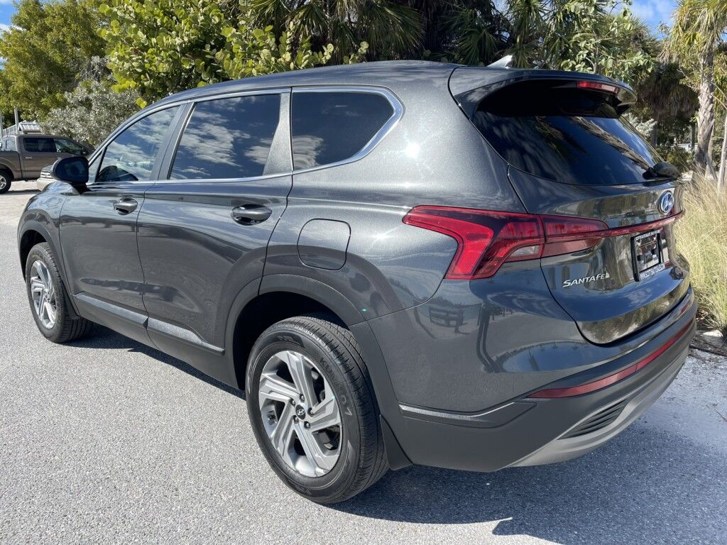 2023 Hyundai Santa Fe SE~CLEAN CAR FAX~ADAPTIVE CRUISE CONTROL~AUTO START/STOP~LANE KEEPING ASSIST~REAR CAR APPROACH WARNING~TRAILER WIRING Sarasota FL