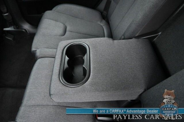 2023 Hyundai Santa Fe SEL / AWD / AutoStart / Power & Heated Cloth Seats / Navigation / Lane Departure & Blind Spot Alert / Adaptive Cruise / Apple CarPlay & Android Auto / Backup Camera / Keyless Entry & Start / 25 MPG / 1-Owner Anchorage AK